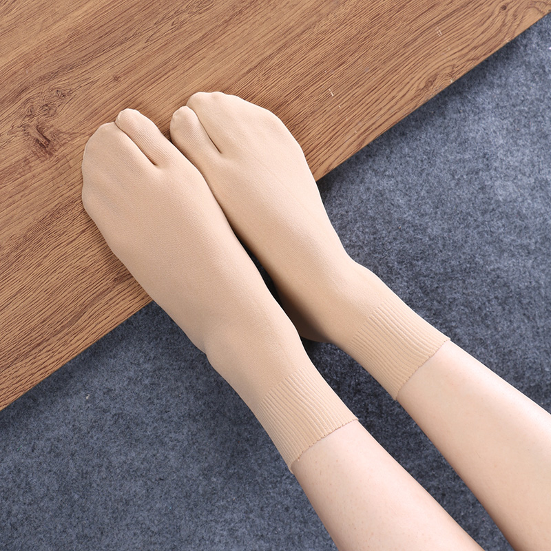 Toe Sock Split - Chia 2 Ngón Chân Vớ Mùa