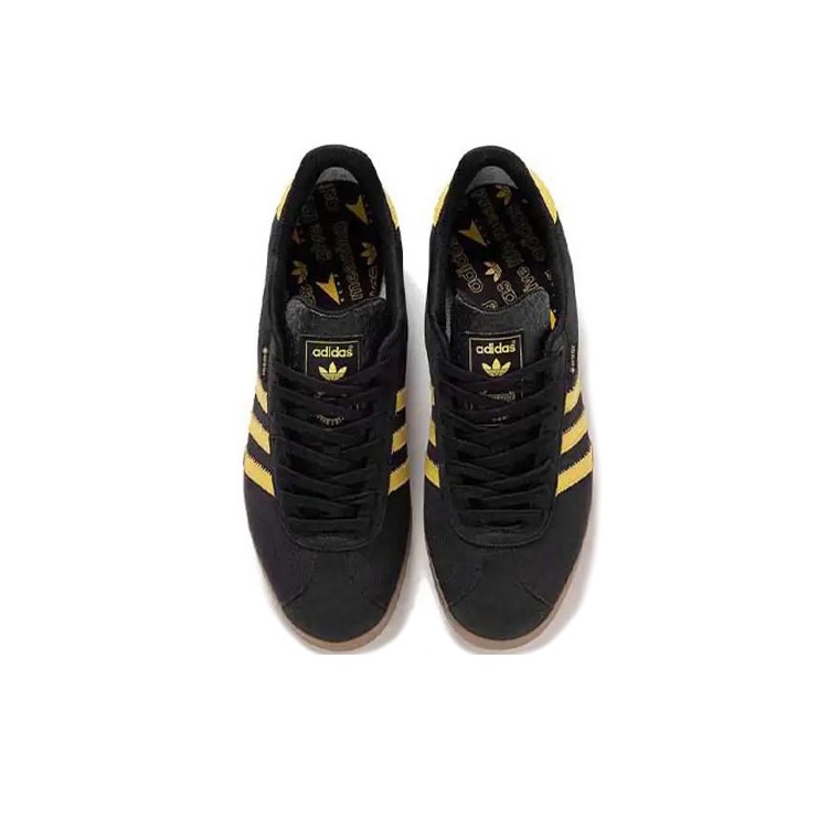 Adidas Originals x Descendant  - đánh giá và giá Adidas Shoes Gazelle
